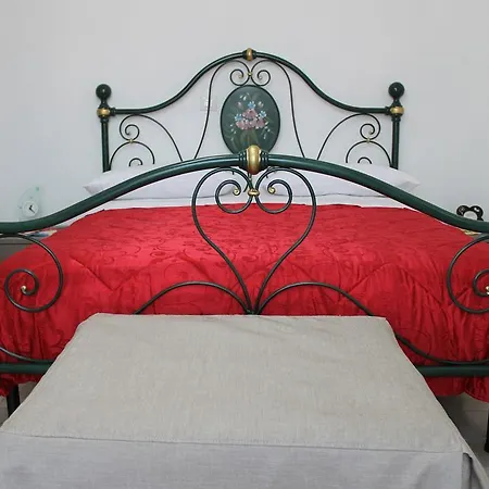 Apartament La Casetta Di Sonia E Mario Ospitalita Diffusa